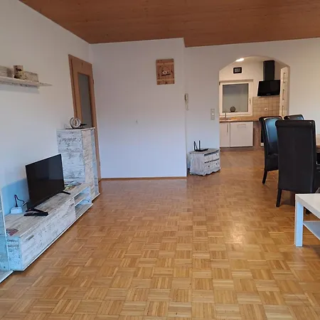 Haus Zum Wald Apartman *